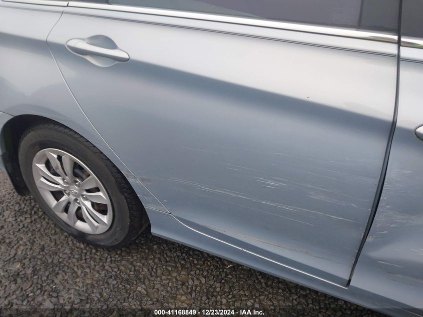2011 HYUNDAI SONATA VIN: 5NPEB4AC0BH139518