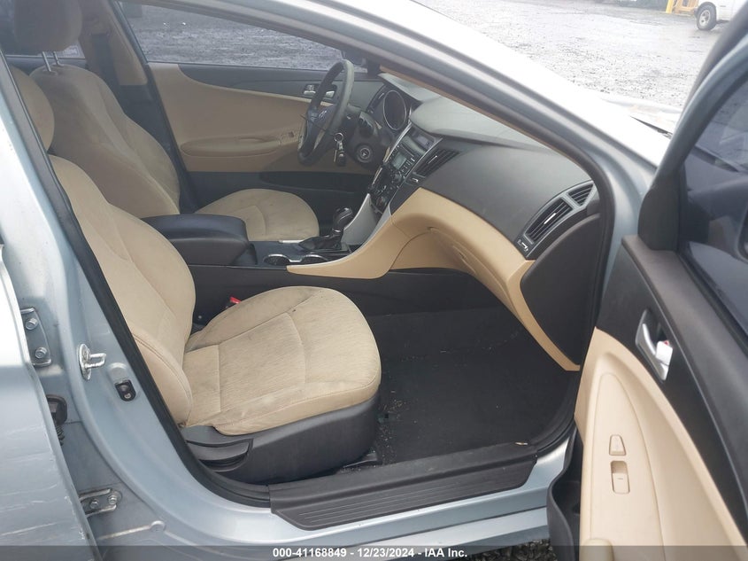 2011 HYUNDAI SONATA VIN: 5NPEB4AC0BH139518