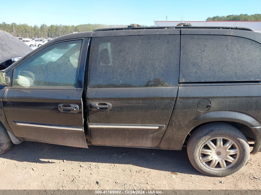 2007 Chrysler Town And Country VIN: 2GP54L37R145460 Lot: 41169002