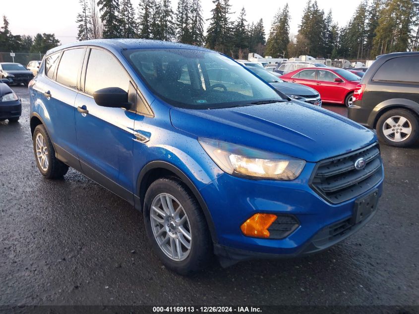 VIN 1FMCU0F70JUA31812 2018 FORD ESCAPE no.1