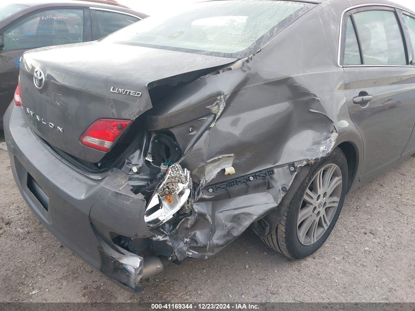 2007 TOYOTA AVALON VIN: 4T1BK36B97U183880