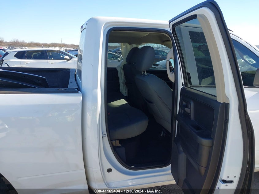 2014 RAM 1500 VIN: 1C6RR6FG5ES121520