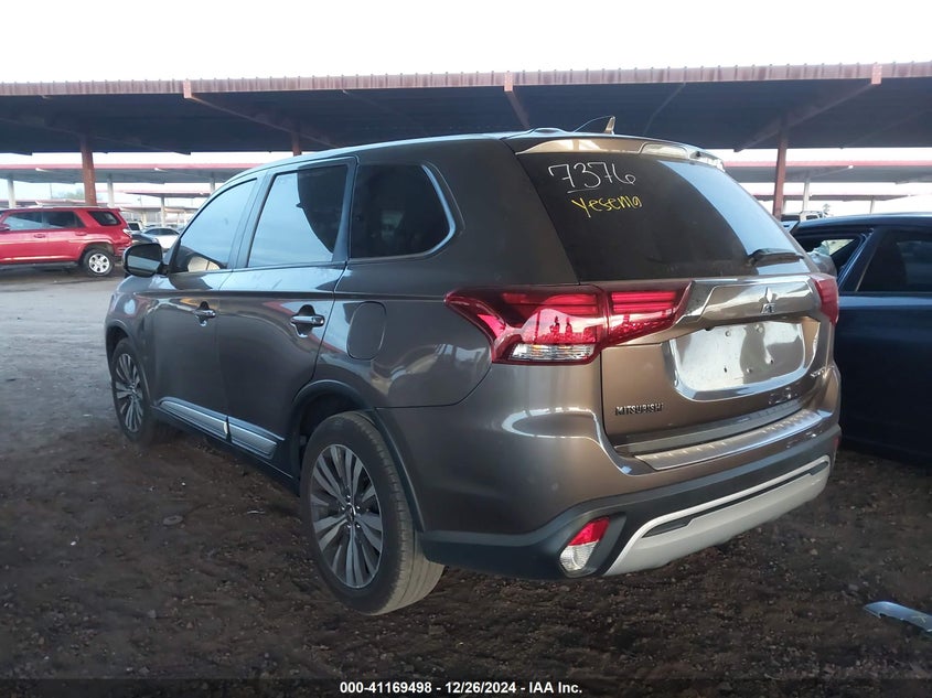 2019 MITSUBISHI OUTLANDER VIN: JA4AD2A37KZ008103