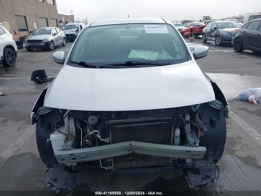 2017 NISSAN VERSA 1.6 SV - 3N1CN7AP0HL822026