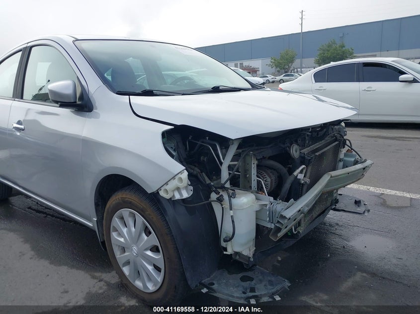 2017 NISSAN VERSA 1.6 SV - 3N1CN7AP0HL822026