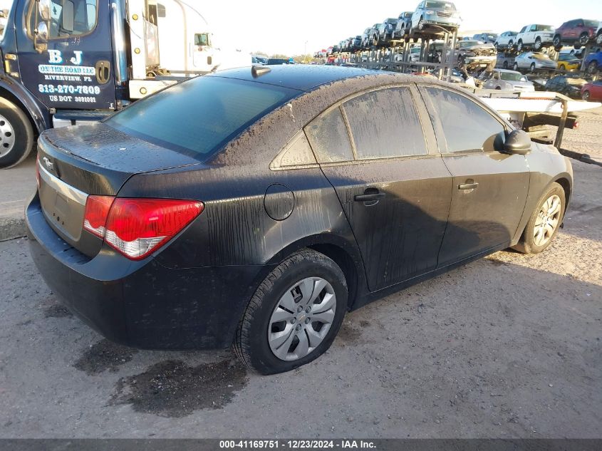 VIN 1G1PA5SH5E7208779 2014 Chevrolet Cruze, Ls Auto no.4