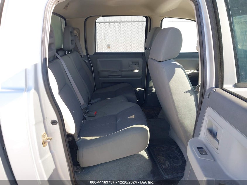 2006 DODGE DAKOTA VIN: 1D7HE48N46S556925