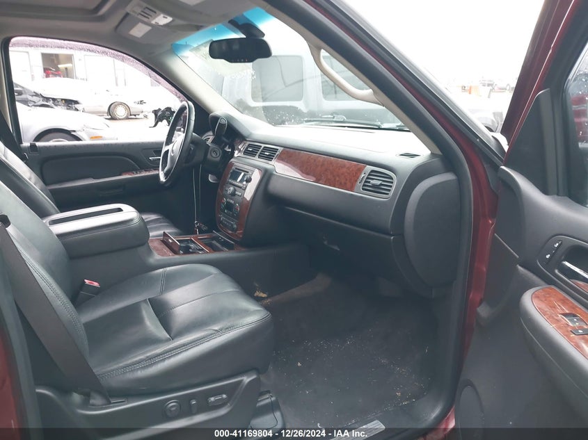 2008 CHEVROLET TAHOE VIN: 1GNFK13098J228517