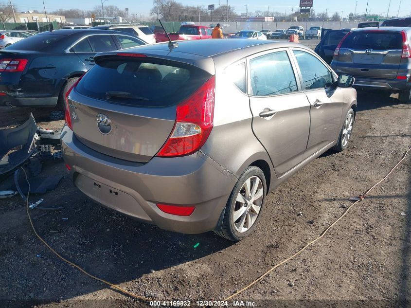 VIN KMHCU5AE3EU189425 2014 Hyundai Accent, SE no.4