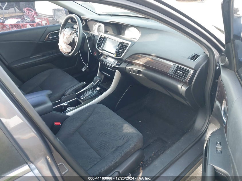 2017 HONDA ACCORD VIN: 1HGCR2F79HA298302