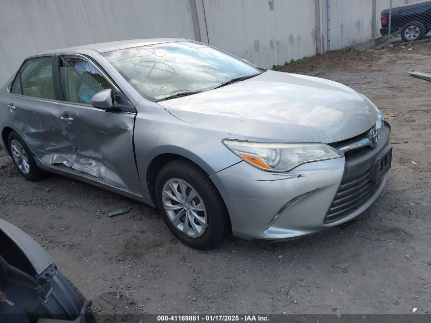 VIN 4T4BF1FK6FR480344 2015 Toyota Camry, LE no.1