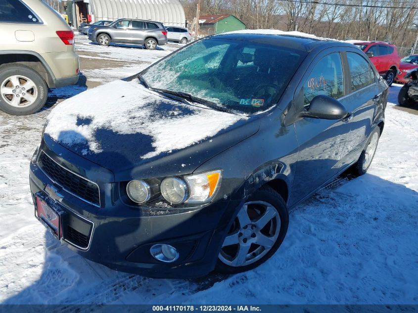 VIN 1G1JE5SB1F4105321 2015 CHEVROLET SONIC no.2