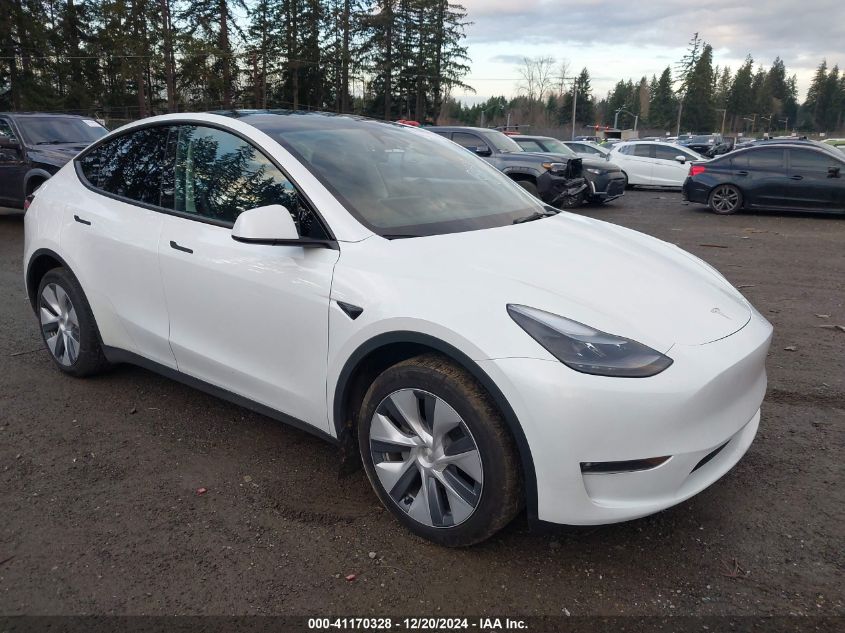 VIN 7SAYGDEE1PF910832 2023 Tesla Model Y, Awd/Long... no.1