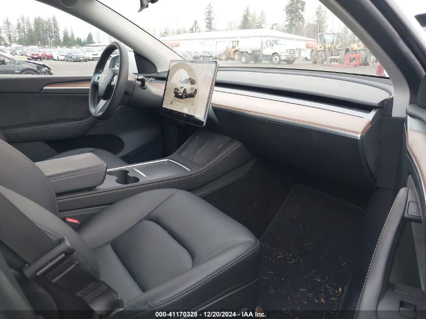 VIN 7SAYGDEE1PF910832 2023 Tesla Model Y, Awd/Long... no.5