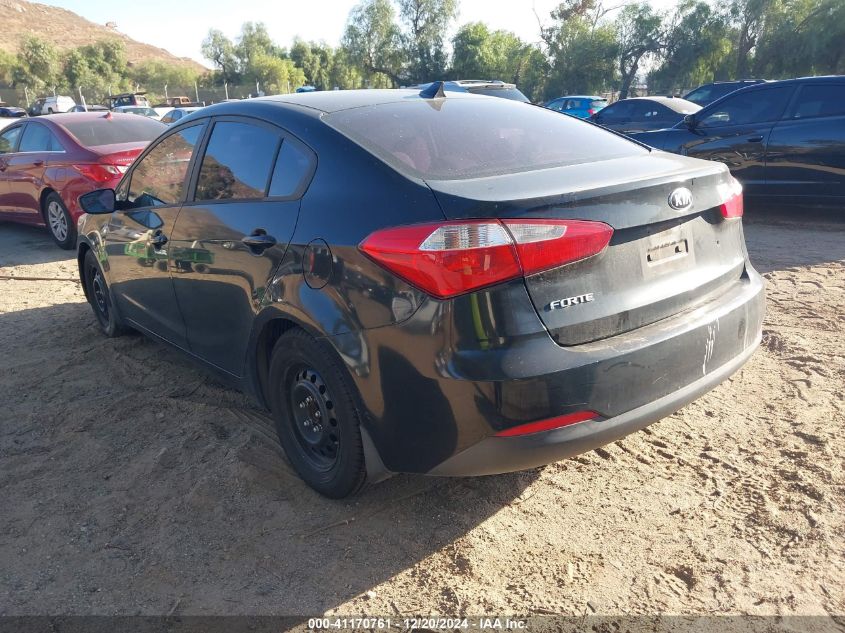 VIN KNAFK4A65F5341451 2015 KIA FORTE no.3