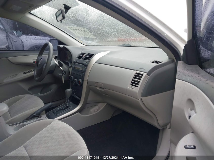 2009 TOYOTA COROLLA VIN: JTDBL40E999071404