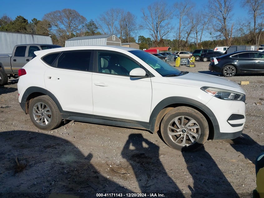 2016 HYUNDAI TUCSON SE - KM8J23A47GU108065