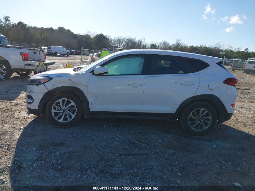 2016 HYUNDAI TUCSON SE - KM8J23A47GU108065