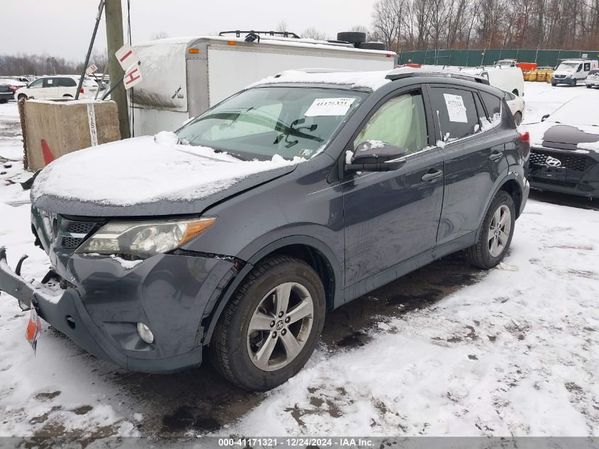 VIN JTMRFREV6FD132311 2015 Toyota RAV4, Xle no.2