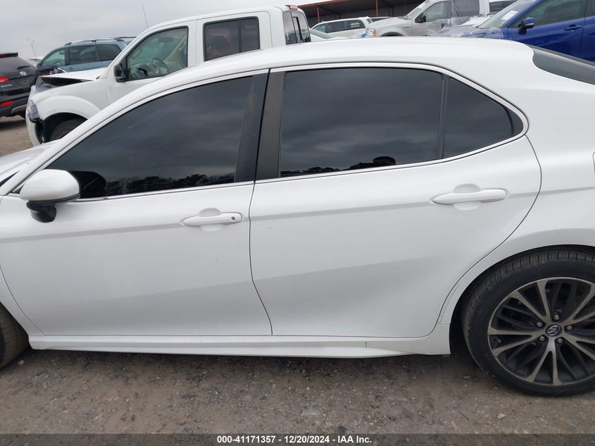 2018 TOYOTA CAMRY SE - 4T1B11HK1JU588210