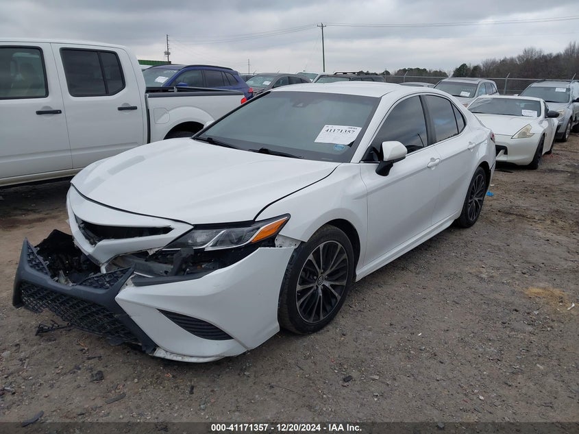 2018 TOYOTA CAMRY SE - 4T1B11HK1JU588210