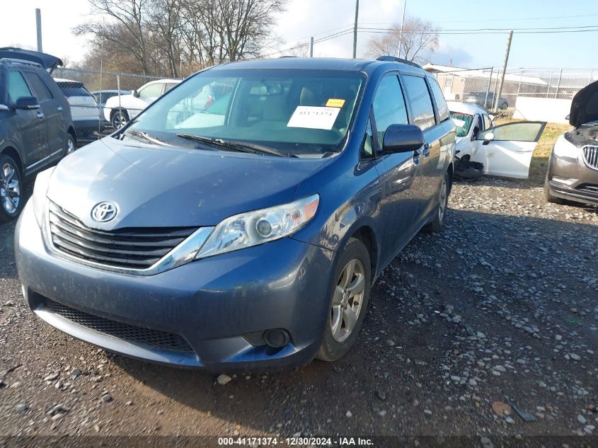 VIN 5TDKK3DC3ES491306 2014 Toyota Sienna, Le V6 8 P... no.2