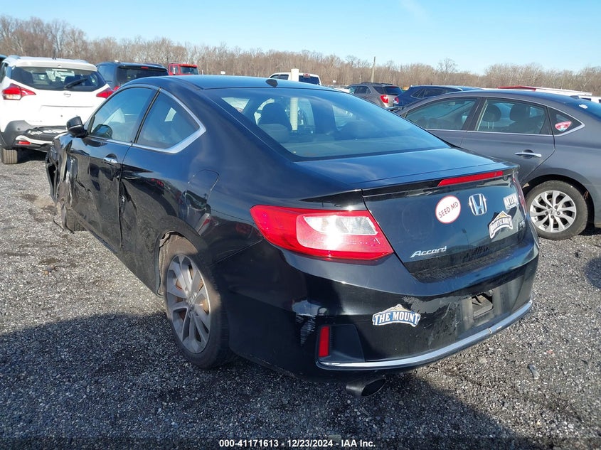 2015 HONDA ACCORD VIN: 1HGCT2B84FA005323