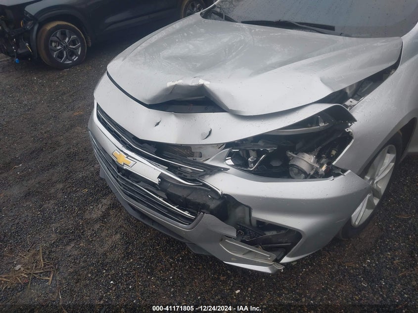 2018 CHEVROLET MALIBU VIN: 1G1ZD5ST4JF278195