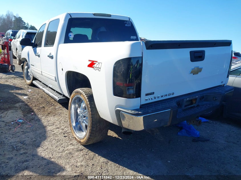 2011 CHEVROLET SILVERADO 1500 VIN: 3GCPKSE39BG252917