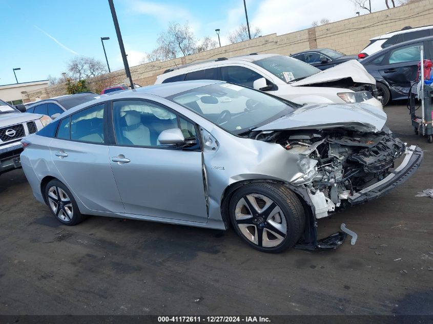 VIN JTDKARFU0G3015157 2016 Toyota Prius no.13