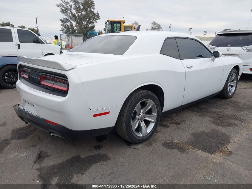 VIN 2C3CDZAG3JH183705 2018 DODGE CHALLENGER no.4