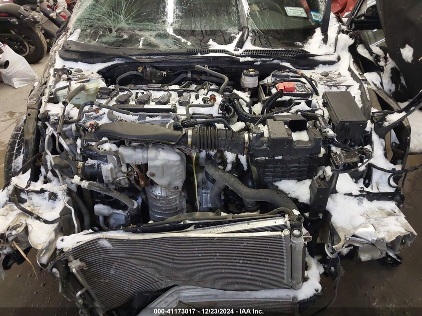 2018 HONDA CIVIC VIN: SHHFK7H22JU430245