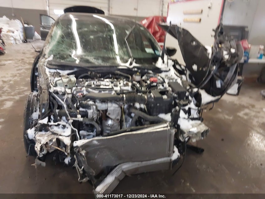 2018 HONDA CIVIC VIN: SHHFK7H22JU430245