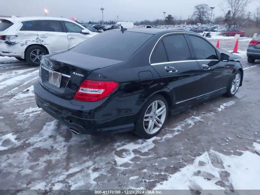 2013 MERCEDES-BENZ C 300 VIN: WDDGF8AB9DG116439