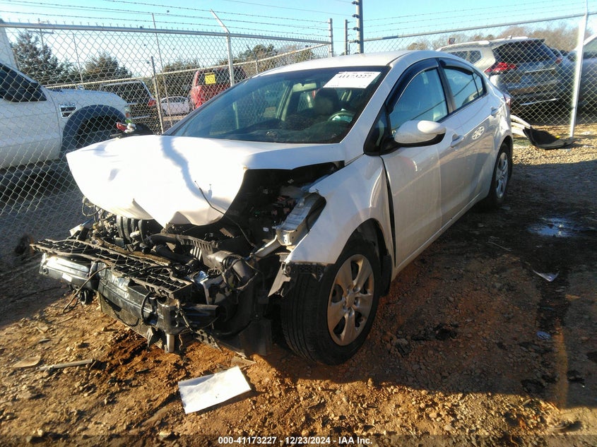 2016 KIA FORTE VIN: KNAFK4A65G5572223