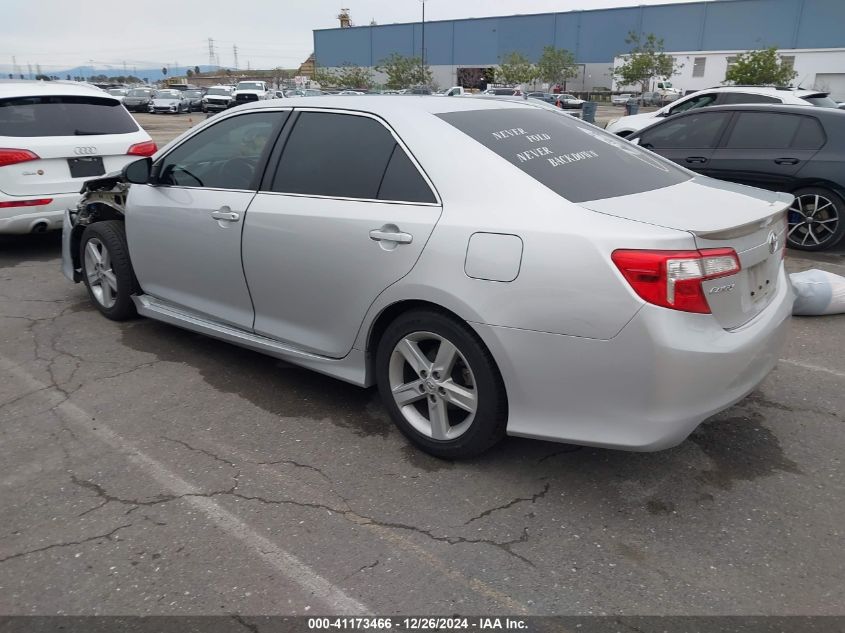 VIN 4T1BF1FK3EU364835 2014 Toyota Camry, SE no.3