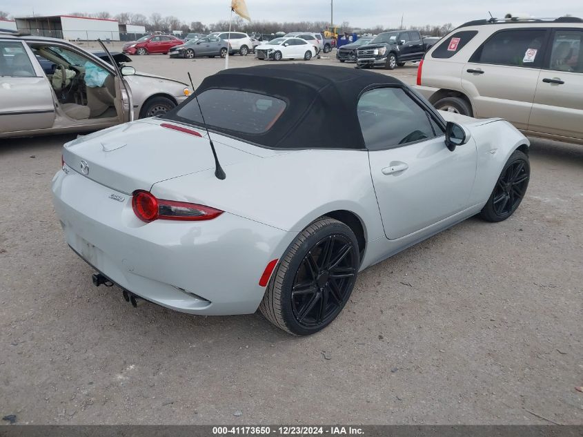 VIN JM1NDAD79H0122746 2017 Mazda MX-5, Miata Grand... no.4