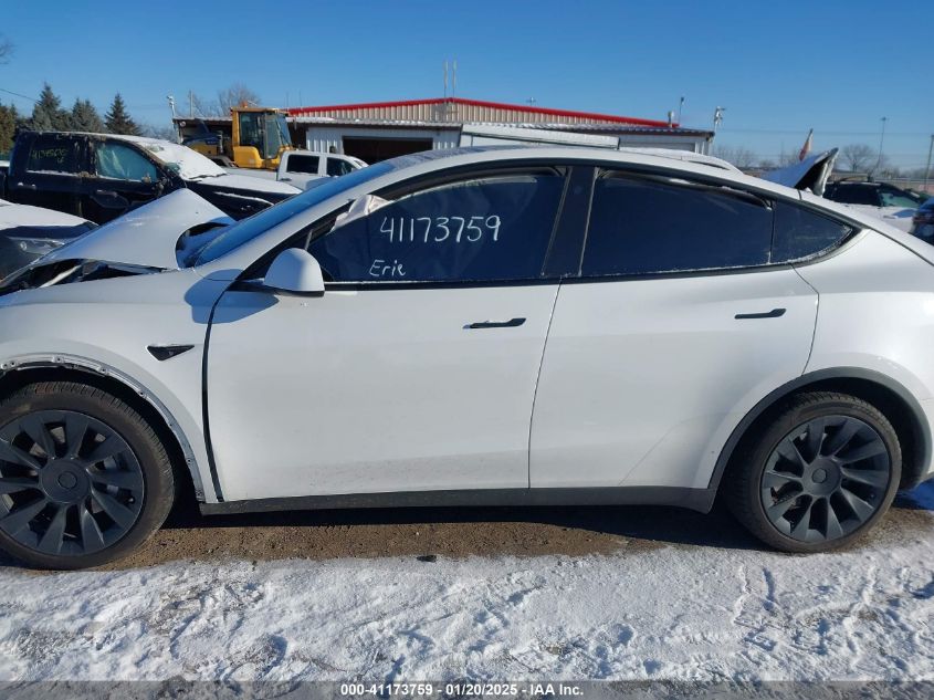 VIN 5YJYGDEEXMF185286 2021 TESLA MODEL Y no.13