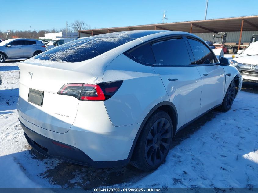 VIN 5YJYGDEEXMF185286 2021 TESLA MODEL Y no.4