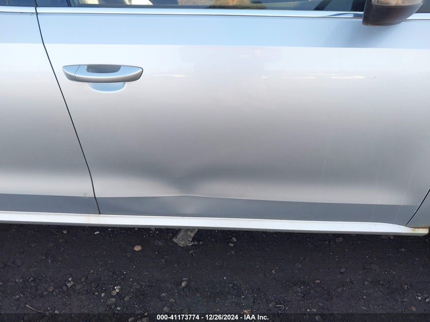 2012 VOLKSWAGEN PASSAT VIN: 1VWBP7A3XCC095222
