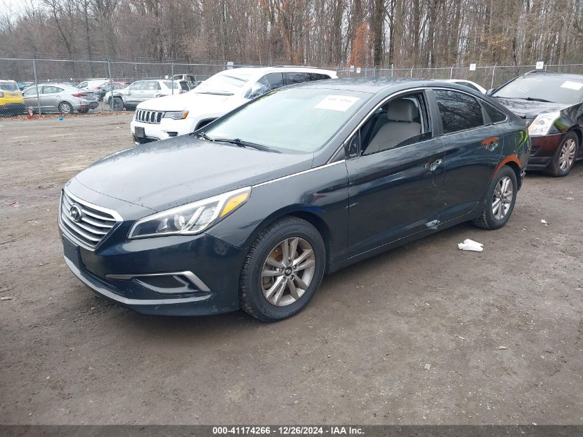 VIN 5NPE24AF4HH468483 2017 HYUNDAI SONATA no.2