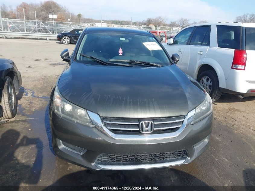 VIN 1HGCR2F57FA070617 2015 Honda Accord, Sport no.12