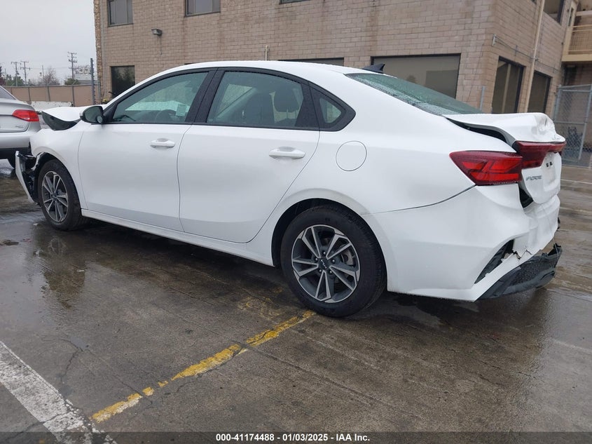 2024 KIA FORTE VIN: 3KPF24ADXRE777383