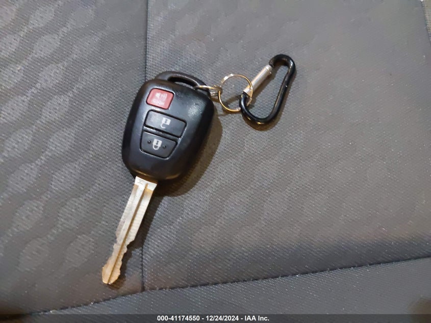 2022 TOYOTA TACOMA VIN: 3TMCZ5AN6NM469656