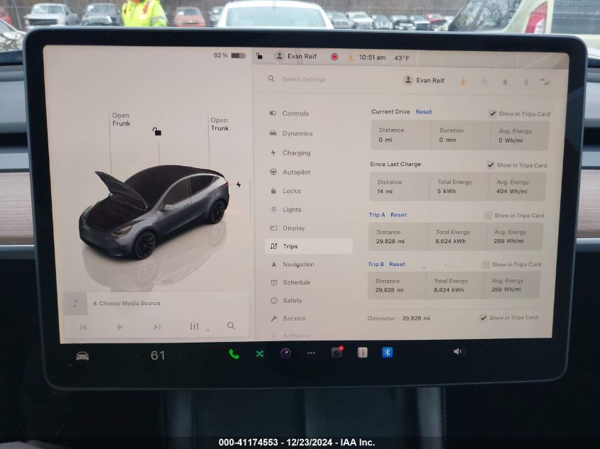 VIN 7SAYGDEE3NA018379 2022 TESLA MODEL Y no.18