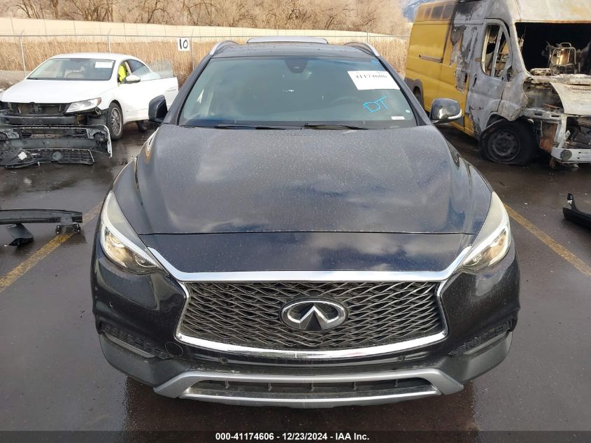 VIN SJKCH5CR8JA044432 2018 INFINITI QX30 no.12