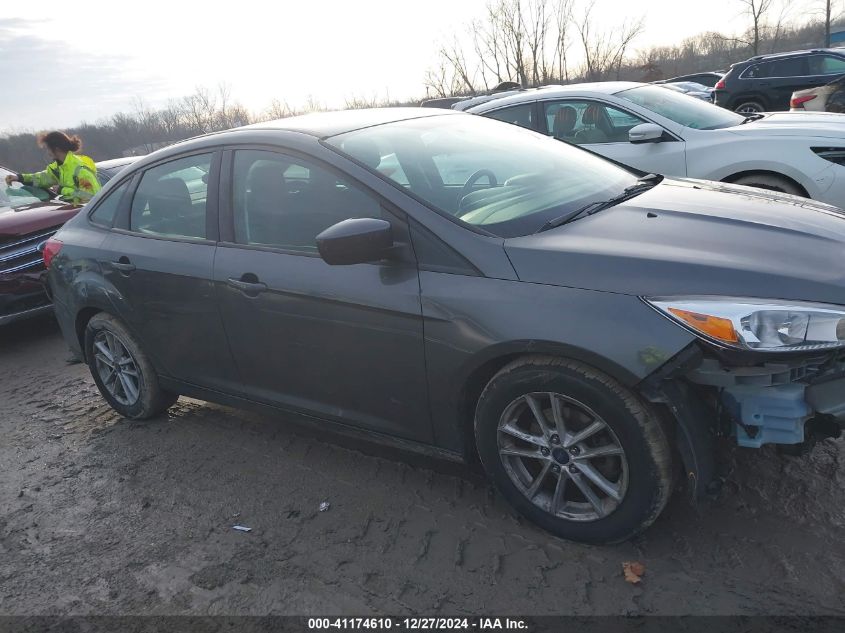 VIN 1FADP3F26JL210213 2018 Ford Focus, SE no.14