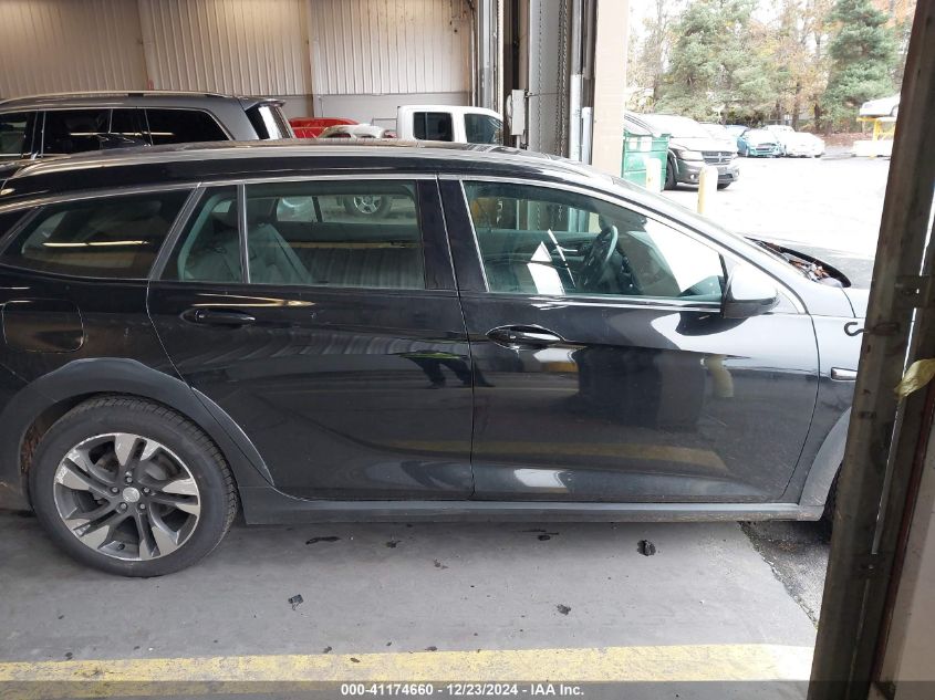 2018 Buick Regal Tourx Essence VIN: W04GV8SX6J1149477 Lot: 41174660