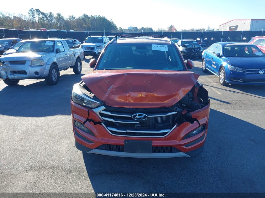 2017 HYUNDAI TUCSON VIN: KM8J33A26HU406989