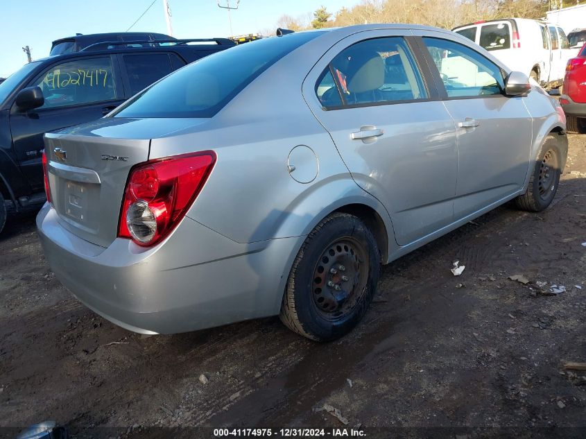 VIN 1G1JA5SH9E4168035 2014 Chevrolet Sonic, Ls Auto no.4